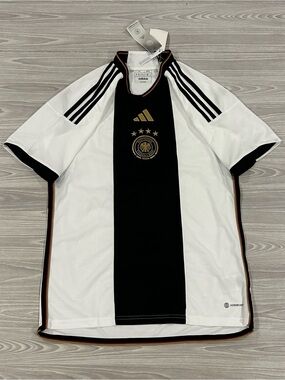Adidas 2022/23 Germany National Team Home Soccer Jersey HJ9606 Men’s Size Medium